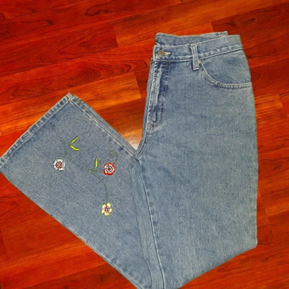 No Boundaries Denim - Floral Embroidered Jeans